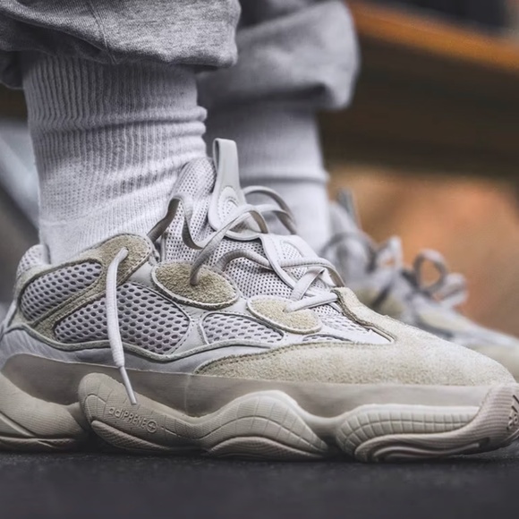 Adidas Yeezy 500  Adidas Yeezy 500 Blush Sneakers